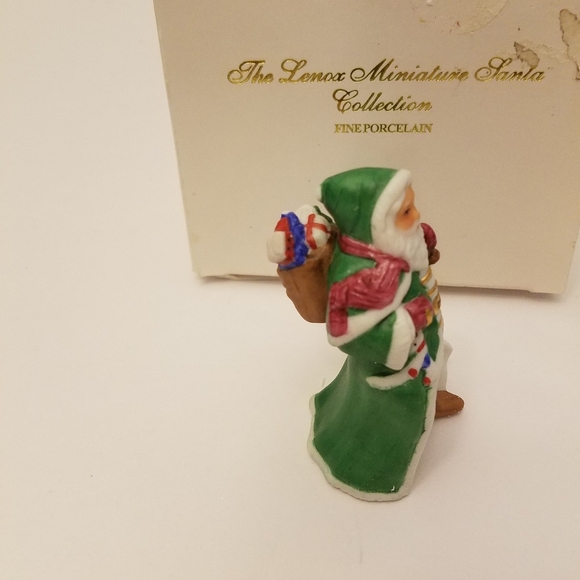 Vintage Lenox 2 Miniature Santa Mrs Claus Fine Porcelain Collection Figurines - Picture 4 of 16